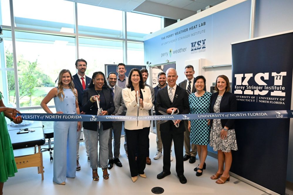 Group at KSI at UNF ribbon cutting