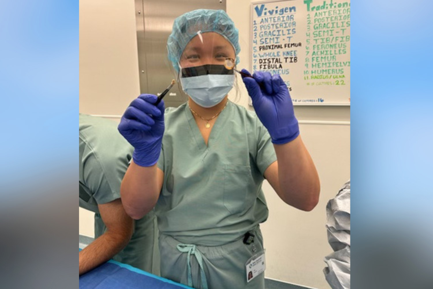 UConn medical student Mia Haynes during her NEDS 2026 summer immersion training program inside a corneal wet lab (Photo courtesy of NEDS).