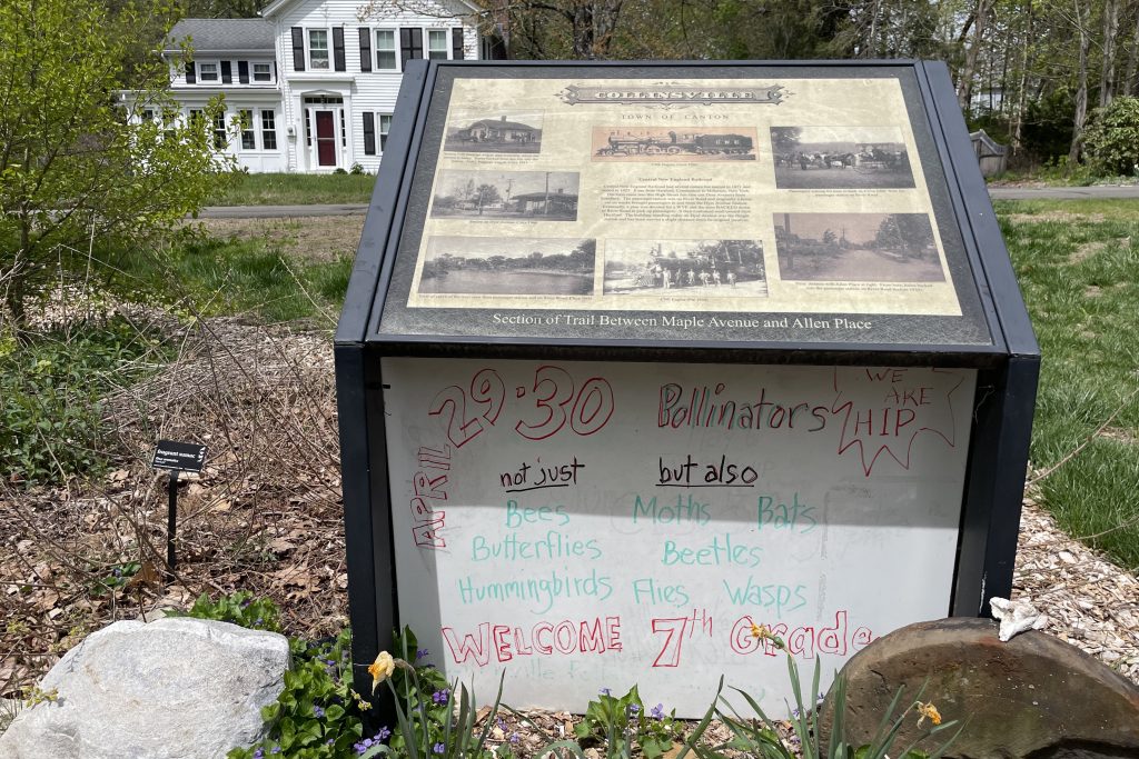Collinsville Trail signage