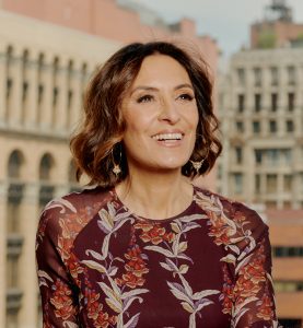 A portrait photo of the author Suzy Welch.