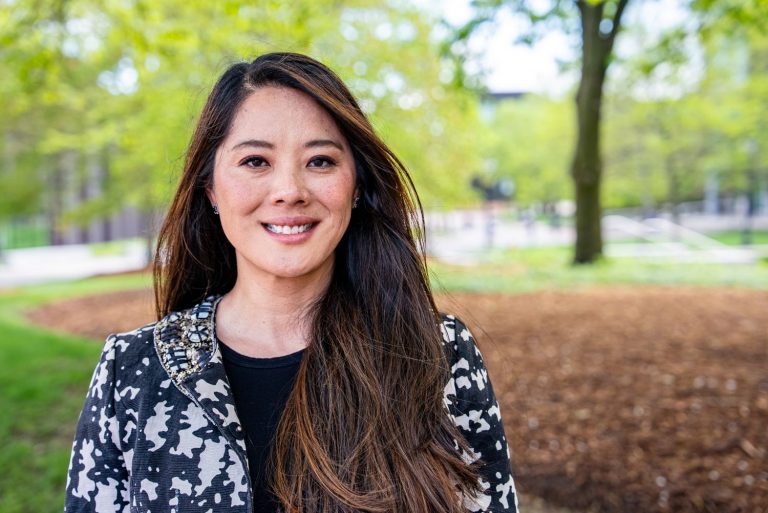 Headshot of Elaine Lee outside