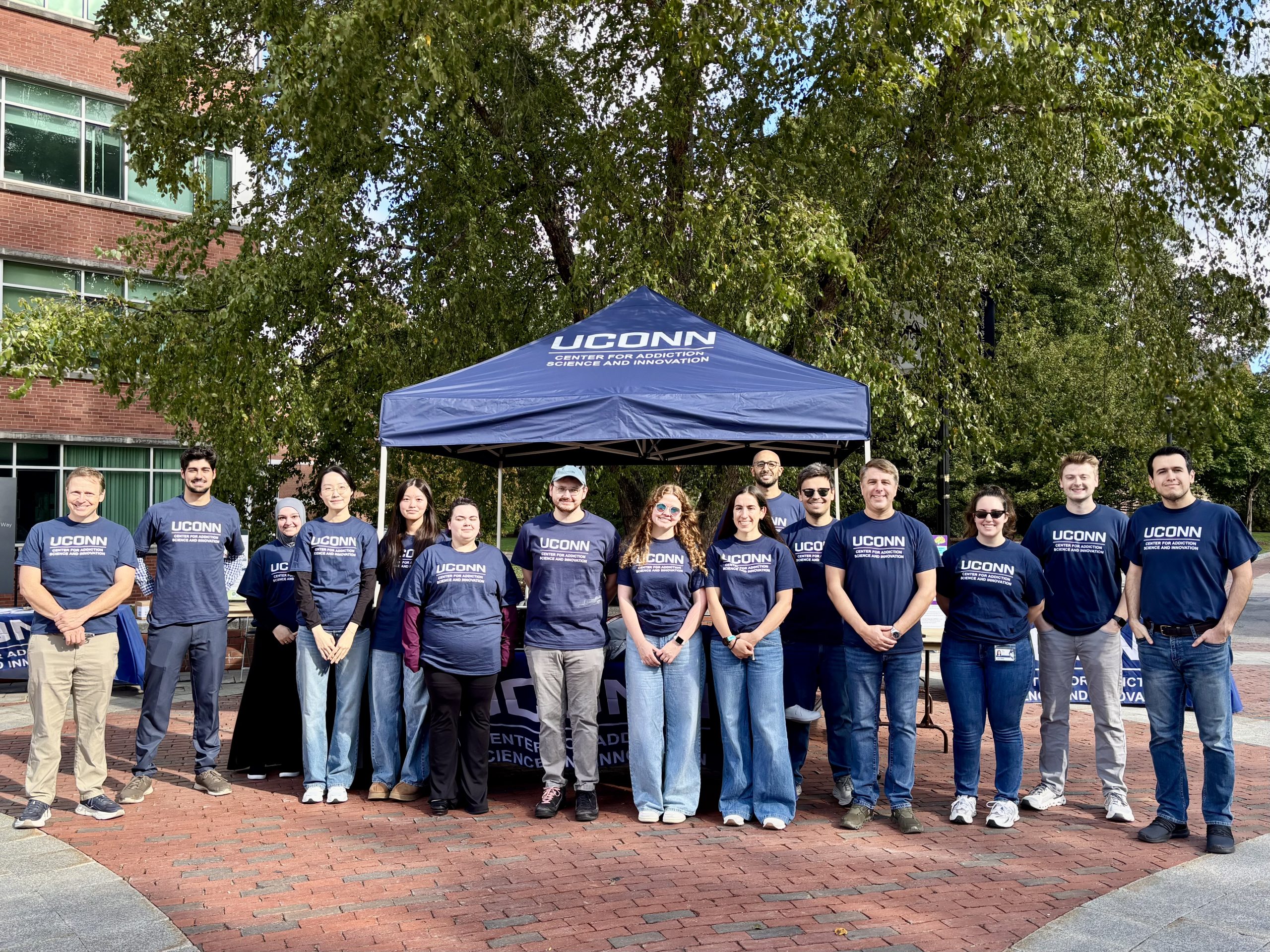 Group of graduate students a part of CASI at outreach event 